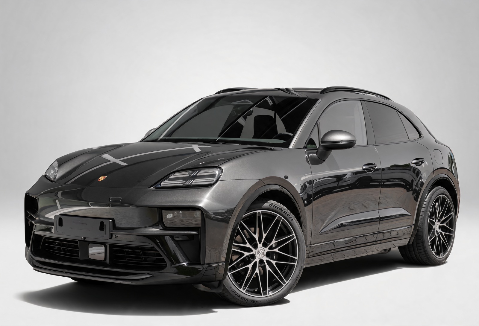 Porsche Macan 4 22-Zoll Rückfahrkamera Abstandstempomat – Importfahrzeug aus Deutschland in die Schweiz