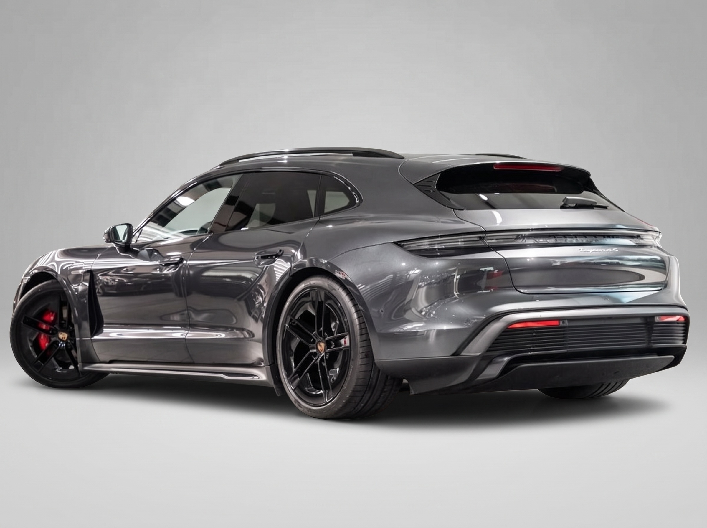 Porsche Taycan 4S Sport Turismo – View 5