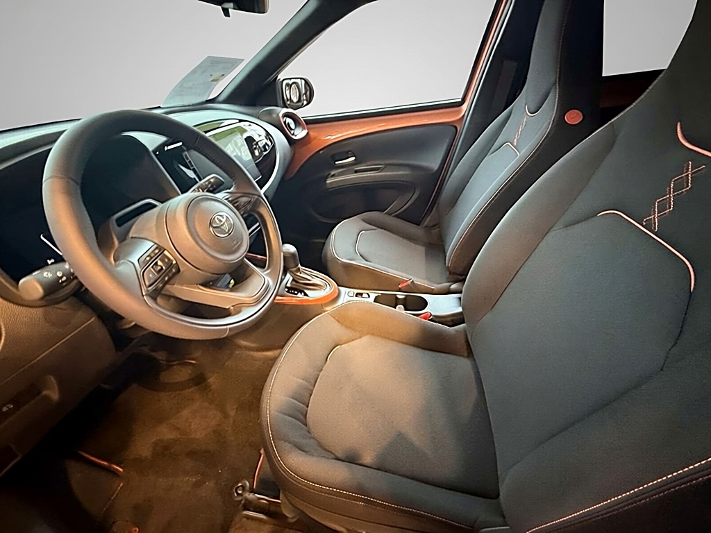 Toyota Aygo X Hybrid Teamplayer – Vue 5
