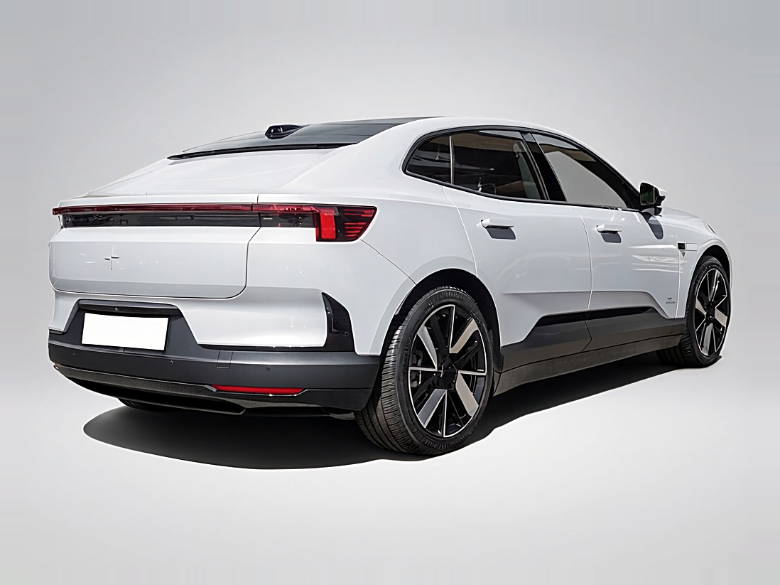 Polestar 4 Long Range Dual Motor – View 4