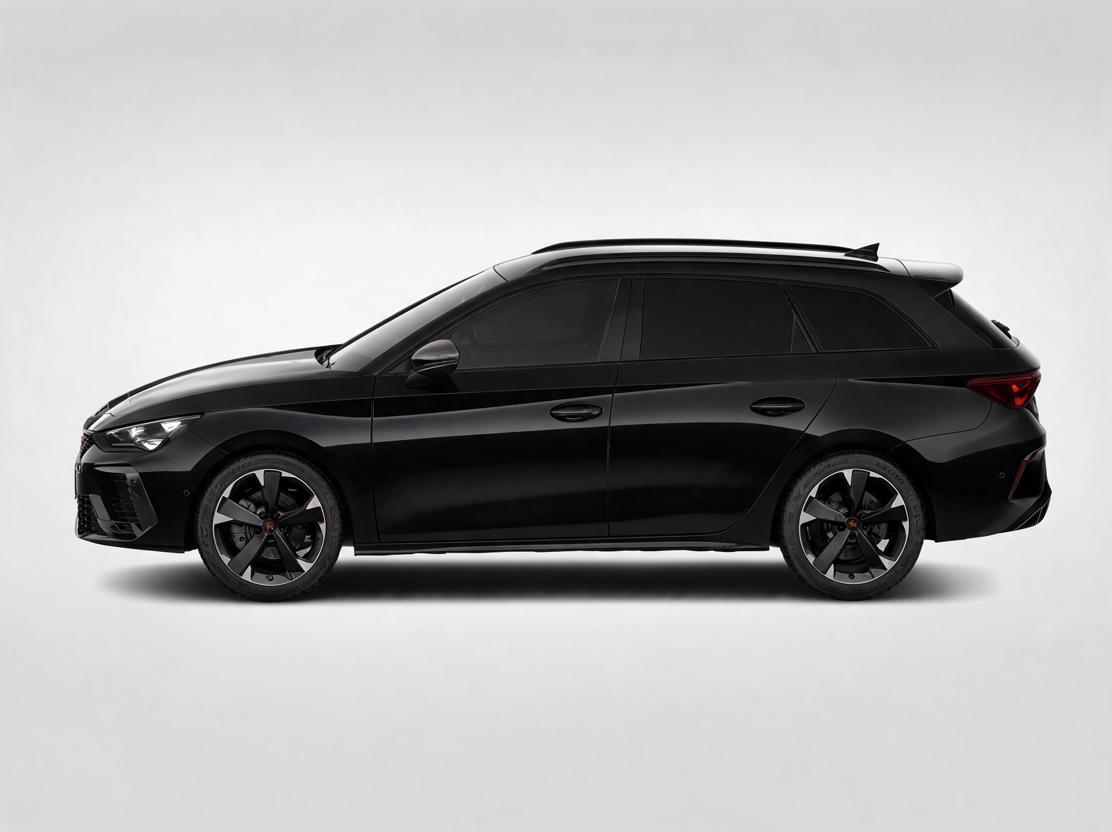 Cupra Leon ST 1.5 eTSI DSG – View 2