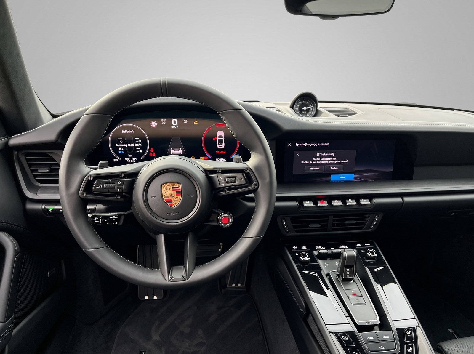 Porsche 911 Carrera 4 – View 4