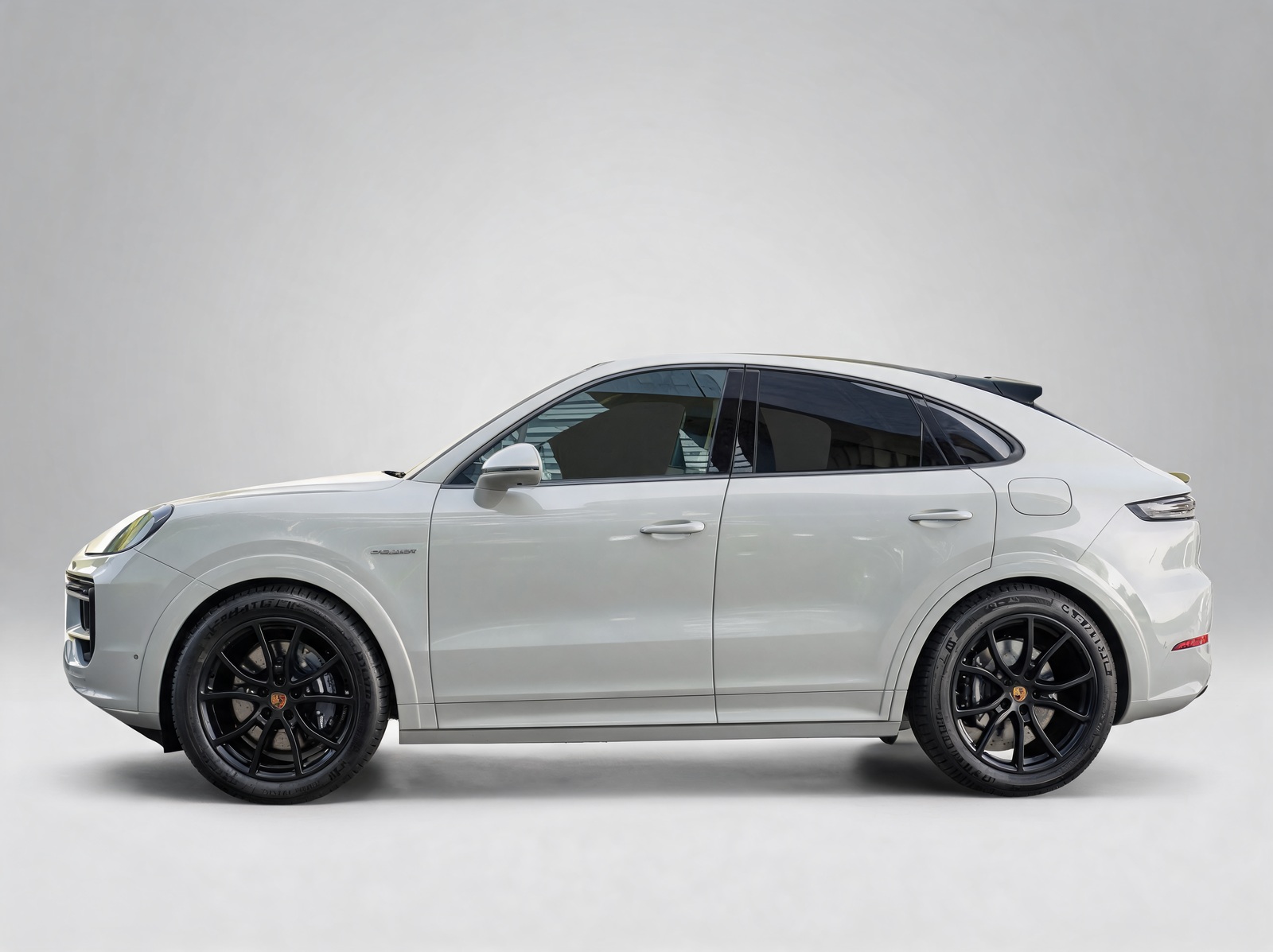 Porsche Cayenne E-Hybrid Coupé – View 2