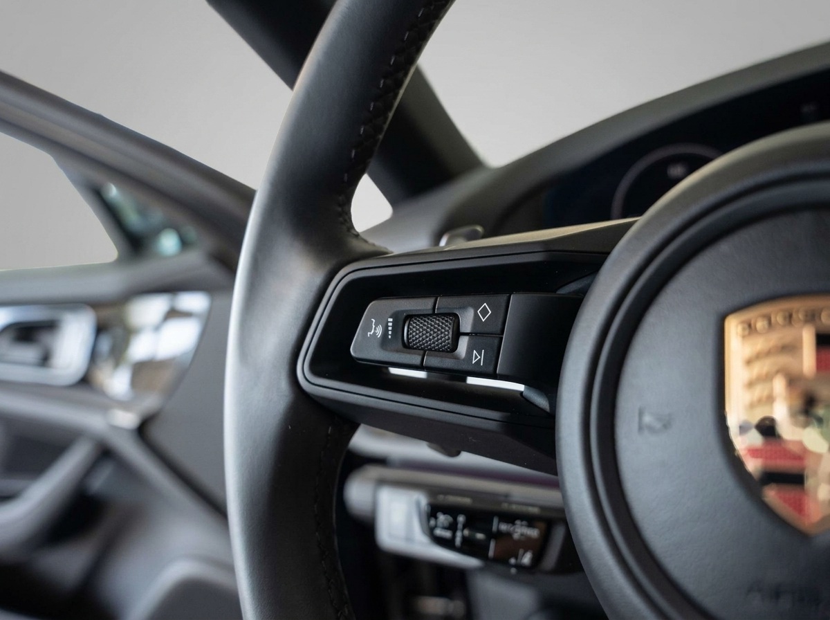 Porsche Panamera 4S E-Hybrid – Vue 5