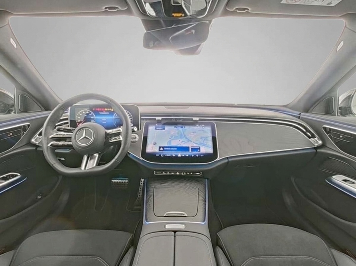 Mercedes-Benz E 300 300 e 4MATIC Limousine EQ Hybrid – Vista 5