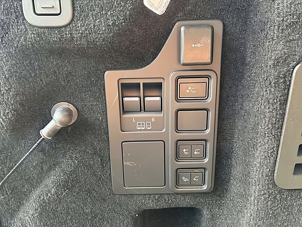 Land Rover Discovery Dynamic SE – Vista 2