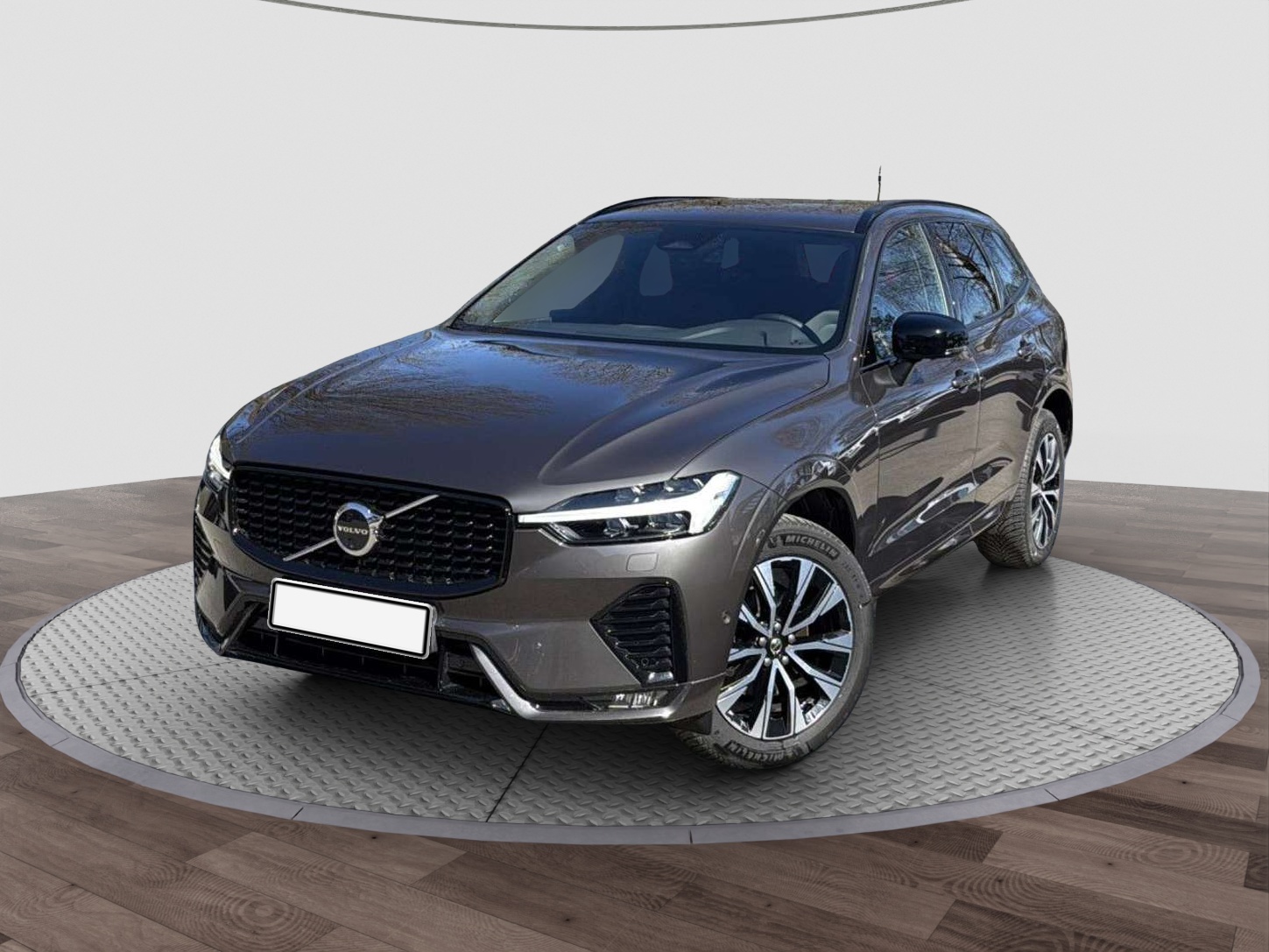 Volvo XC60 B5 (Benzin) Plus Dark AWD Automatik Bluetooth – Importfahrzeug aus Deutschland in die Schweiz