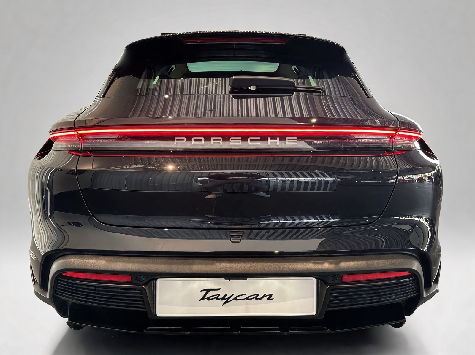 Porsche Taycan 4S Cross Turismo – Vista 3