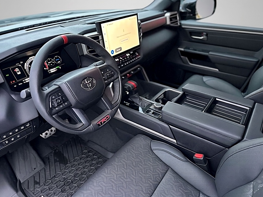 Toyota Tundra 3.5 Hybrid i-FORCE MAX Crew Cab – Vista 6