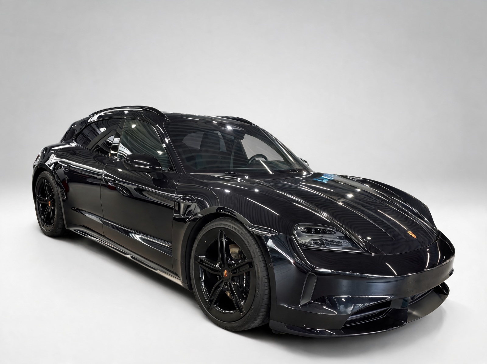 Porsche Taycan 4S Sport Turismo Black Edition – Vue 3