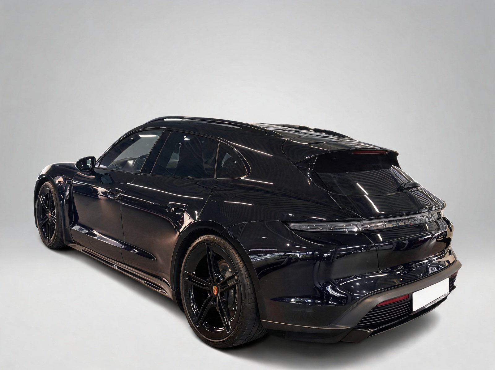 Porsche Taycan 4S Sport Turismo Black Edition – Vue 6