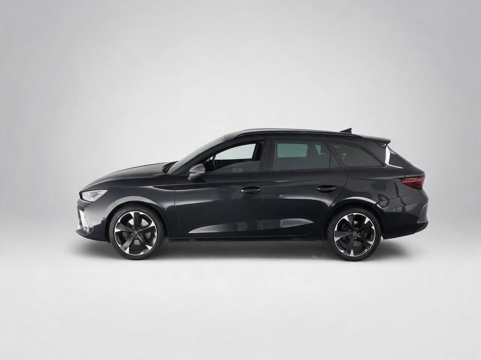 Cupra Leon ST 2.0 TDI DSG – View 2