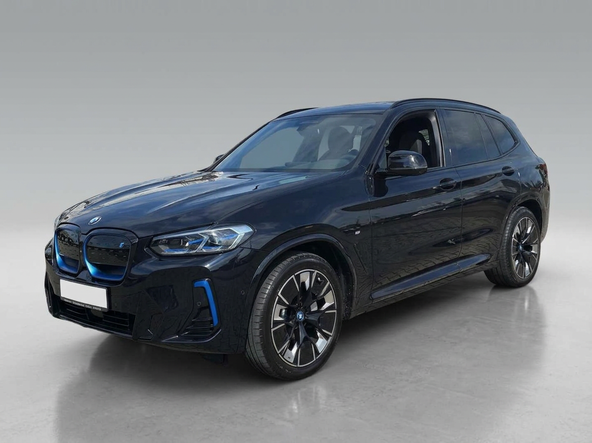 BMW iX3 AHK elektrisch schwenkbar / Head-up-Display / Panoramadach / Harman & Kardon … – Importfahrzeug aus Deutschland in die Schweiz
