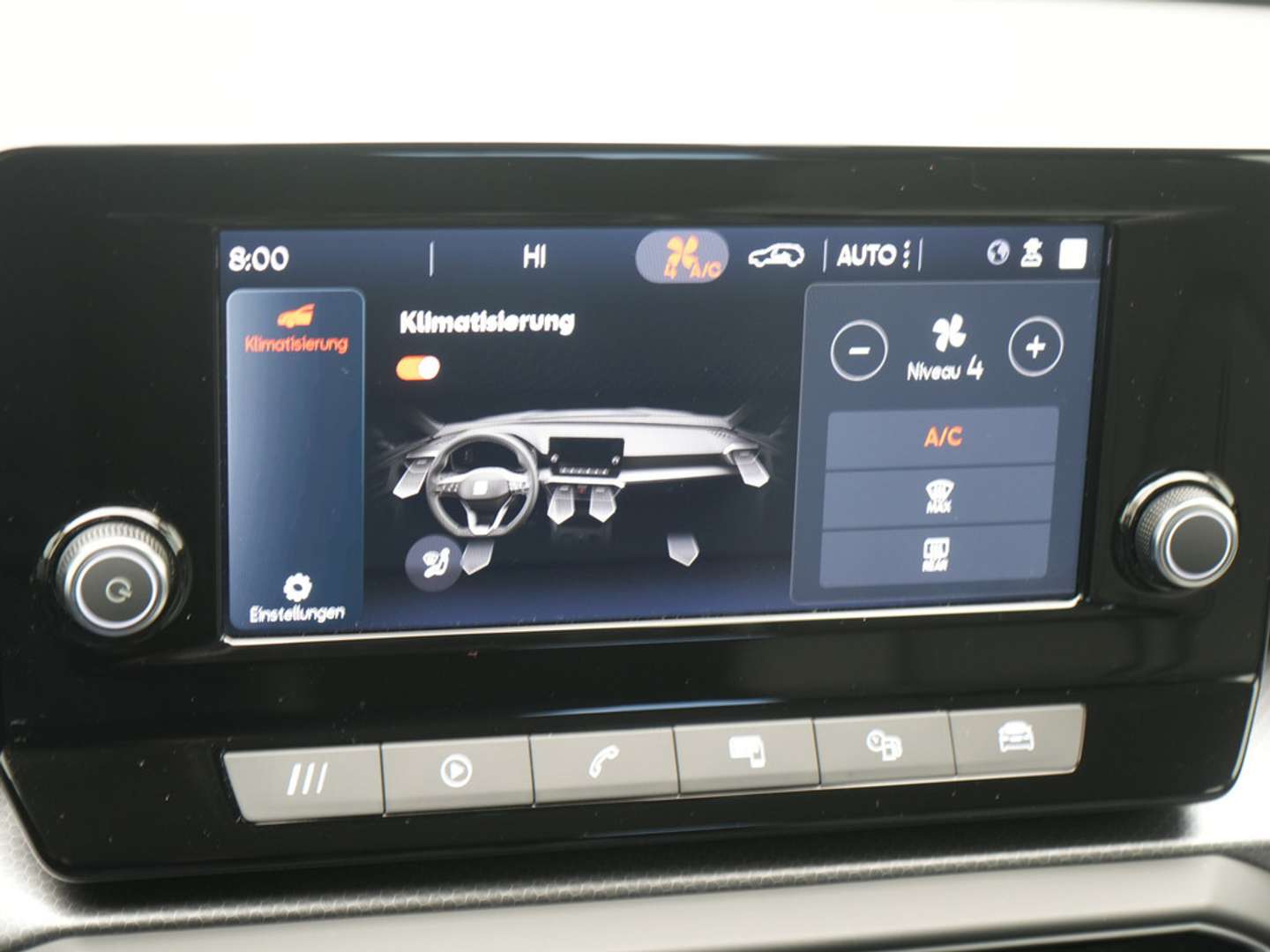 Seat Leon Style – View 5