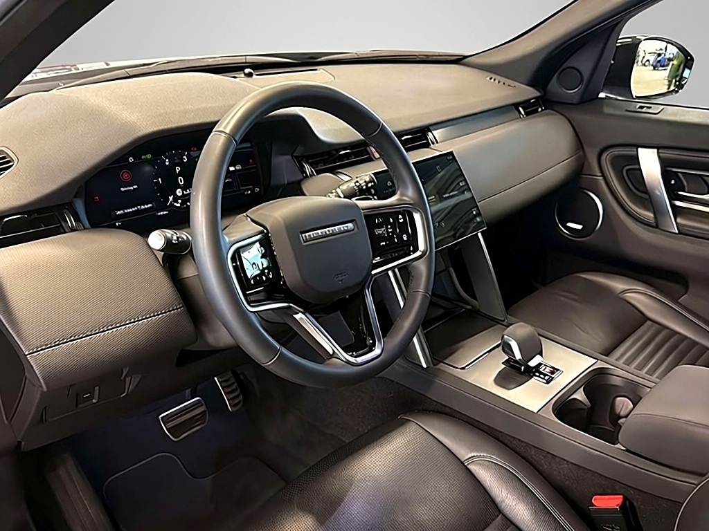 Land Rover Discovery Sport Dynamic SE AWD – Vista 5