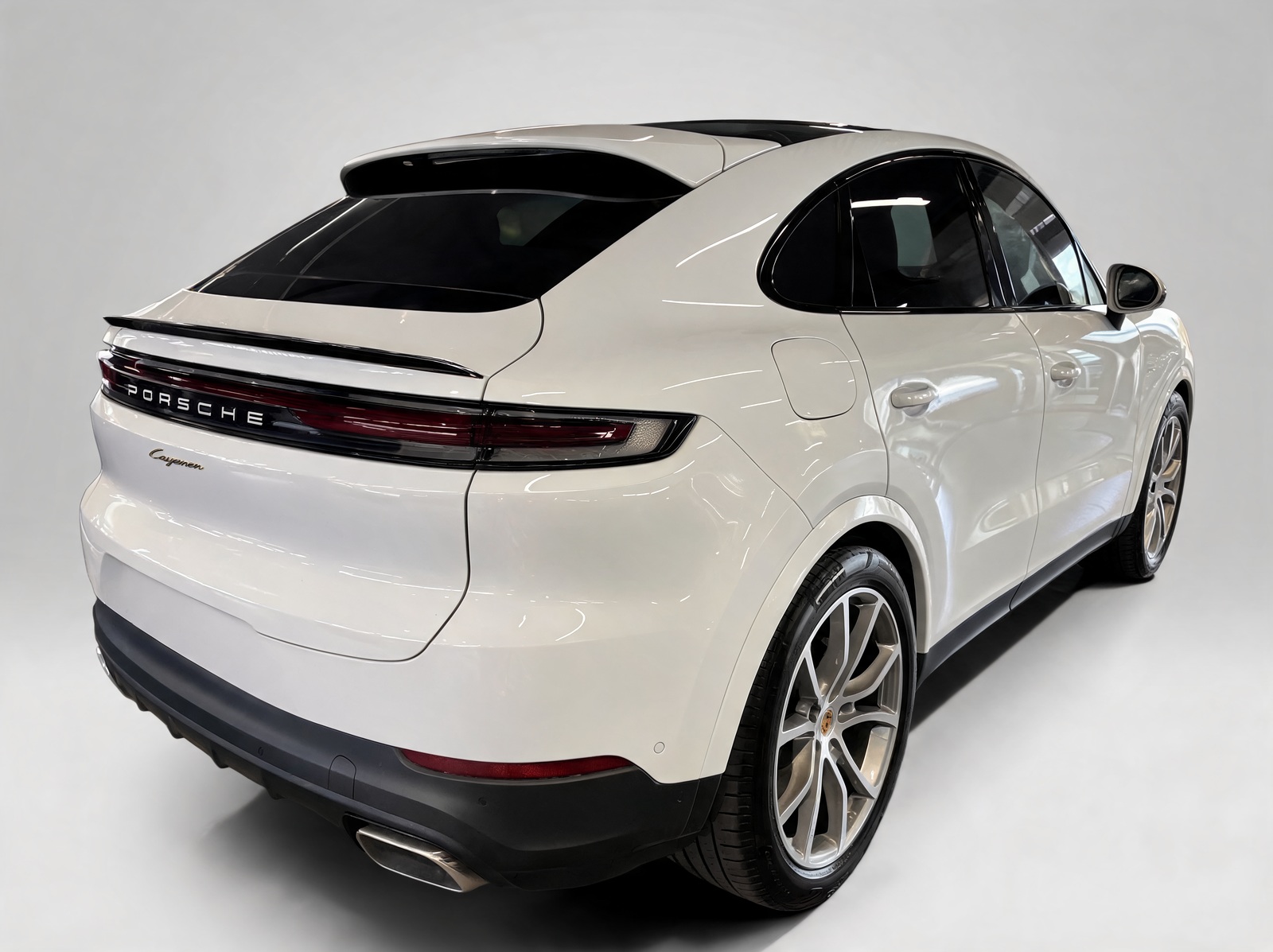 Porsche Cayenne E-Hybrid Coupé – View 3