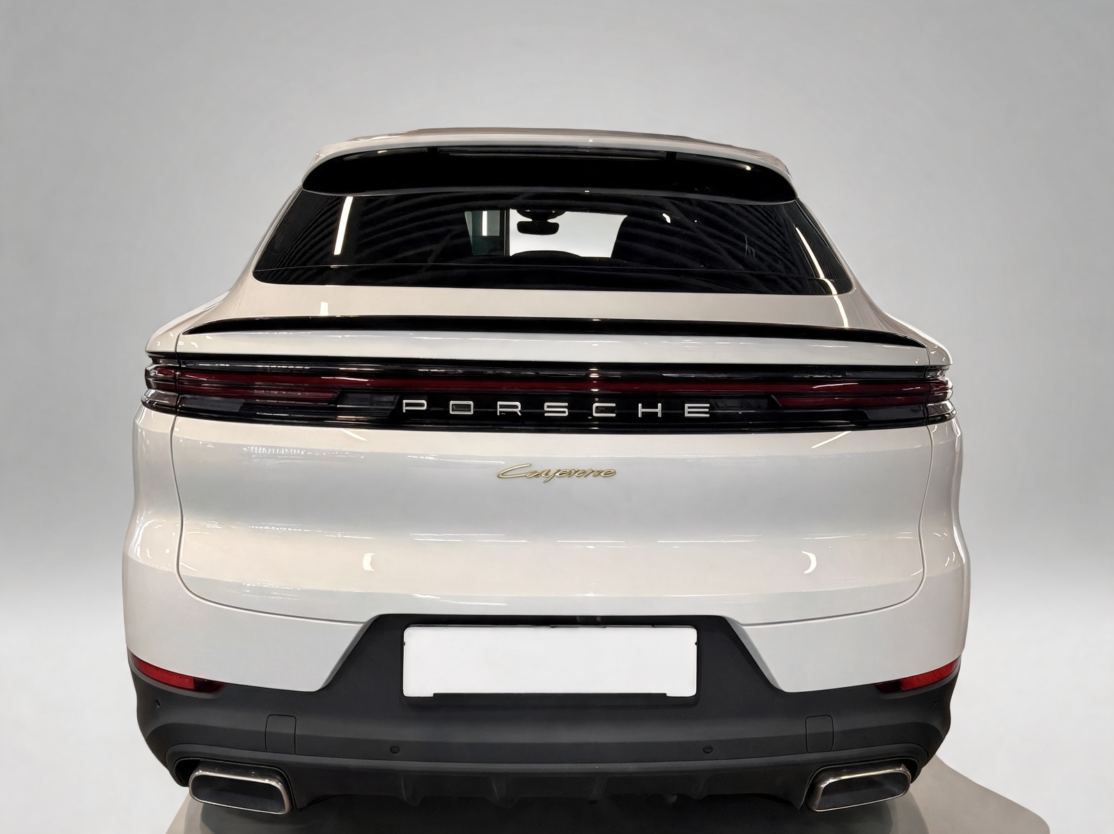 Porsche Cayenne E-Hybrid Coupé – View 4