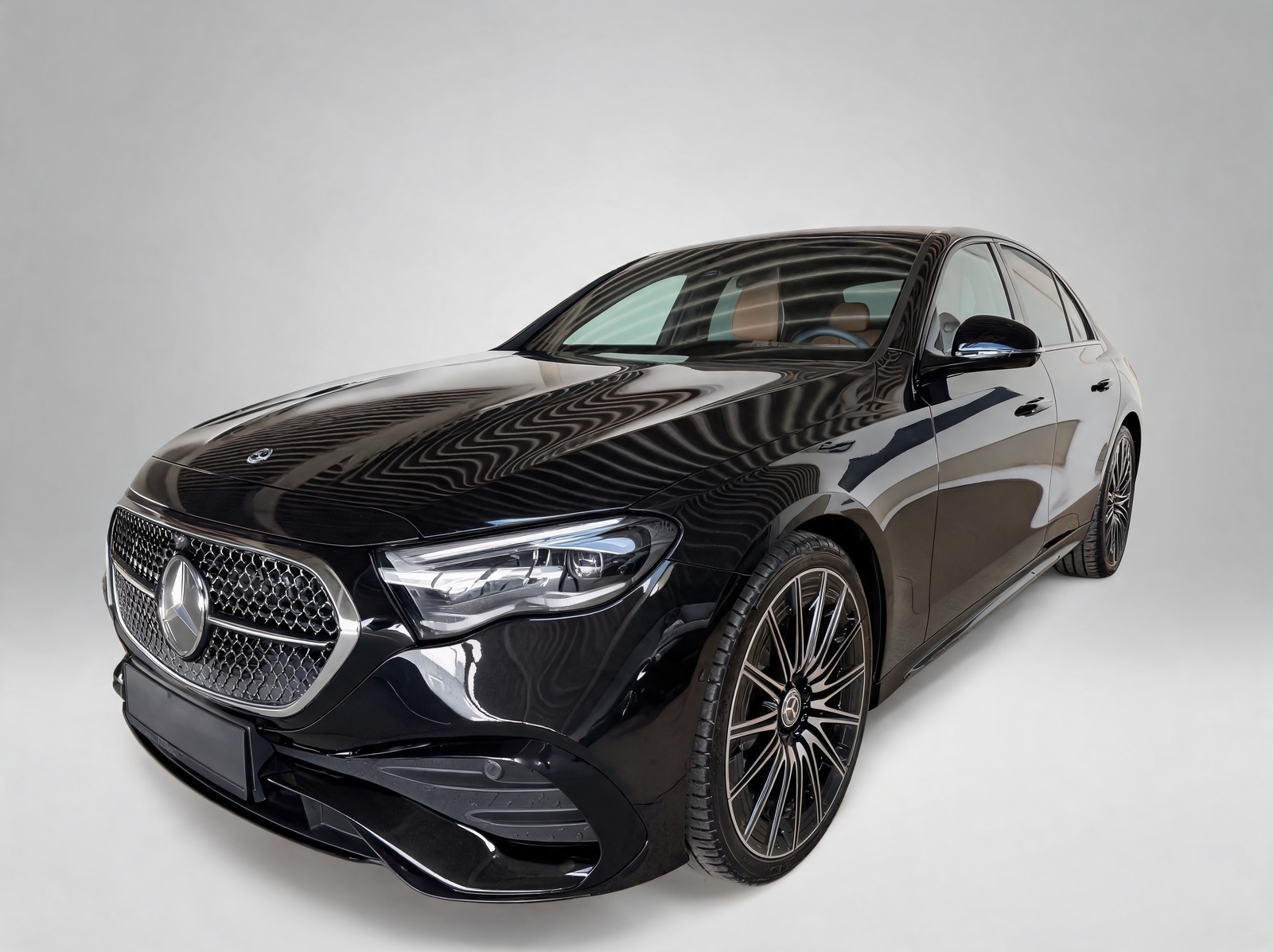 Mercedes-Benz E 220 4MATIC – Vista 4