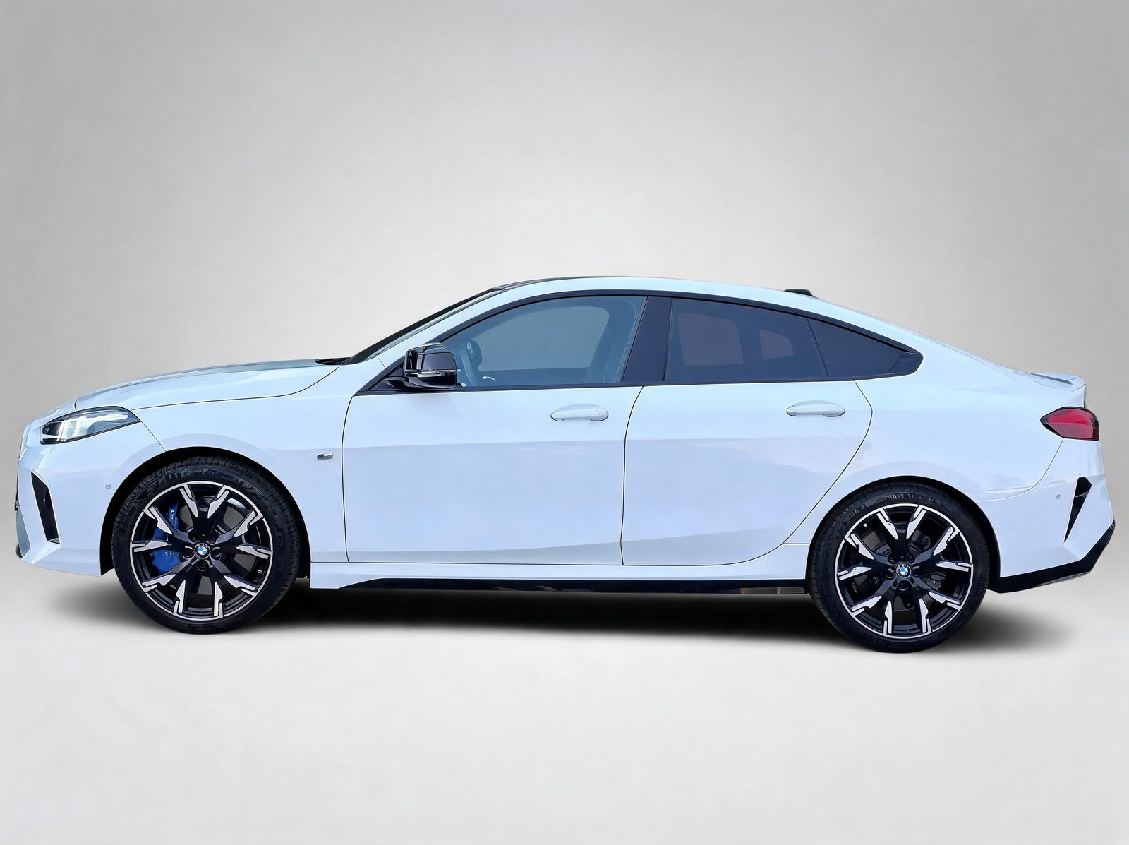 BMW 235 xDrive Gran Coupé – Vue 2