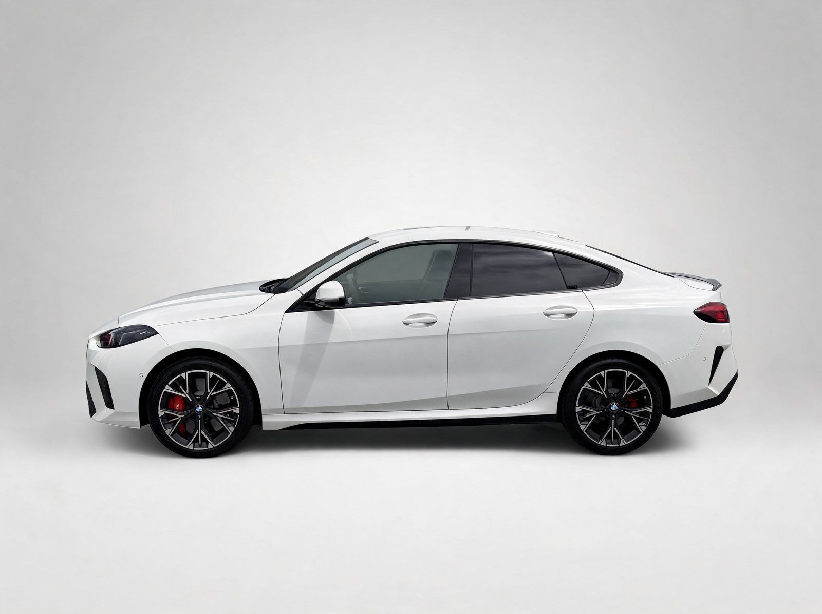 BMW 223 Gran Coupé M Sport – Vista 2