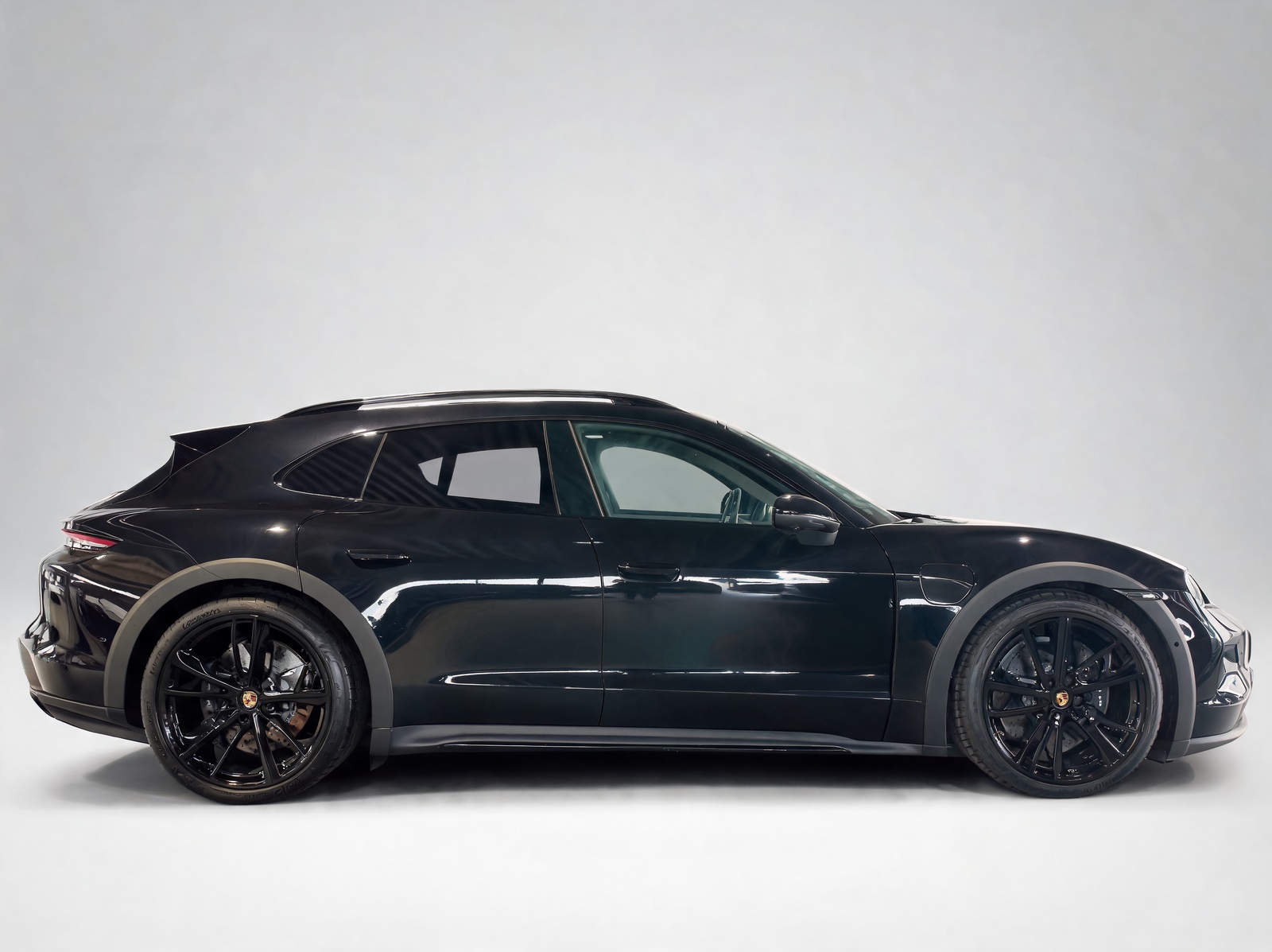 Porsche Taycan 4 Cross Turismo – Vue 3