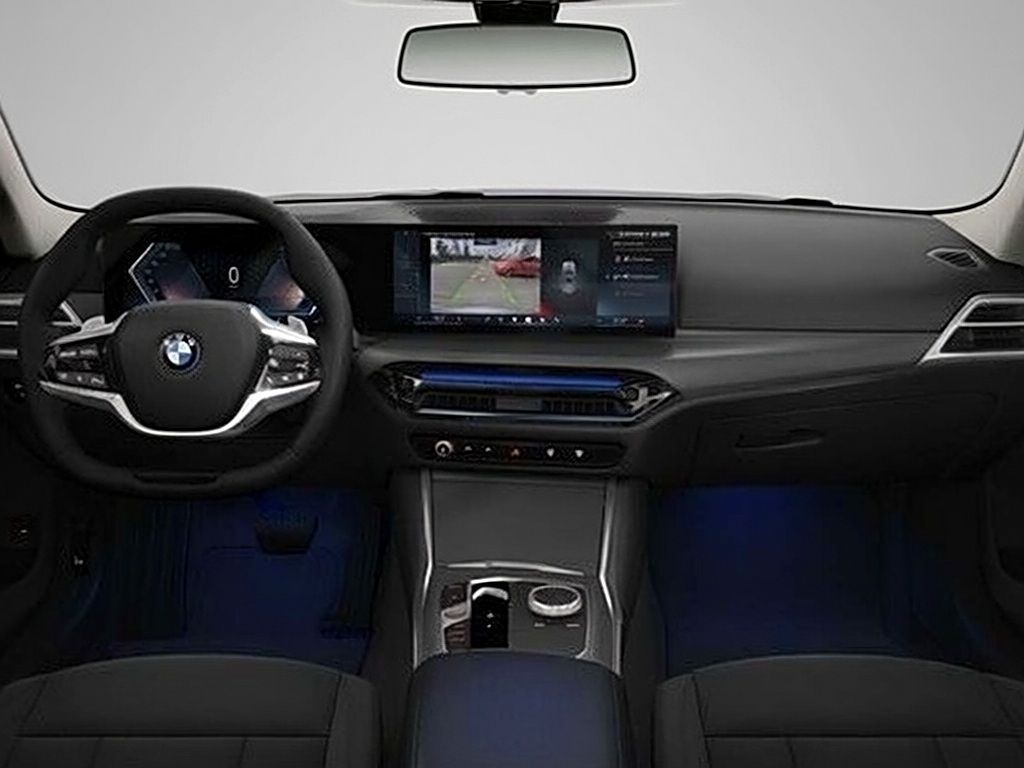 BMW 318 318d Touring – Vista 4