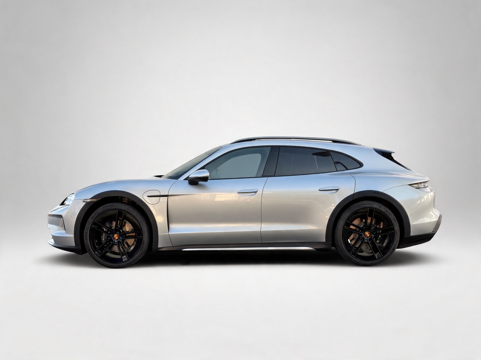 Porsche Taycan 4 Cross Turismo – View 3