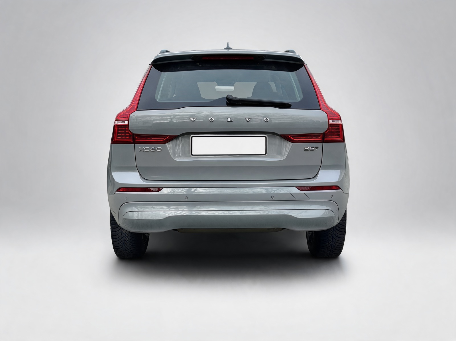 Volvo XC60 B5 AWD Core – View 4