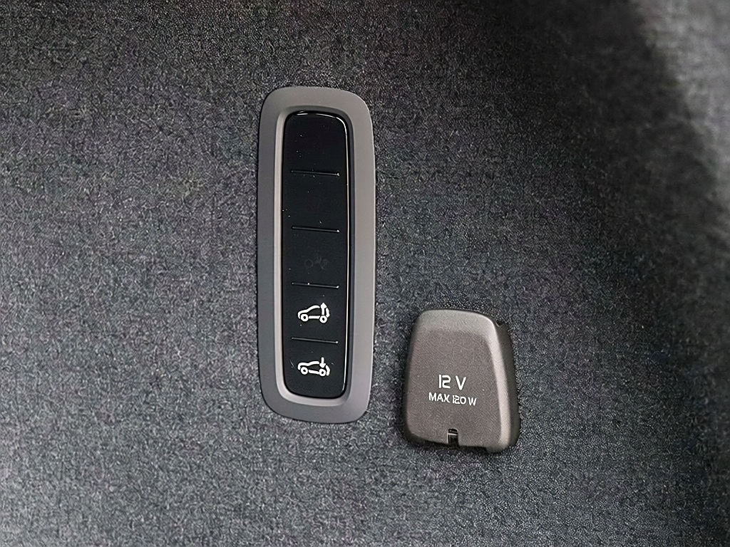Polestar 3 Long Range Dual Motor Performance – View 5