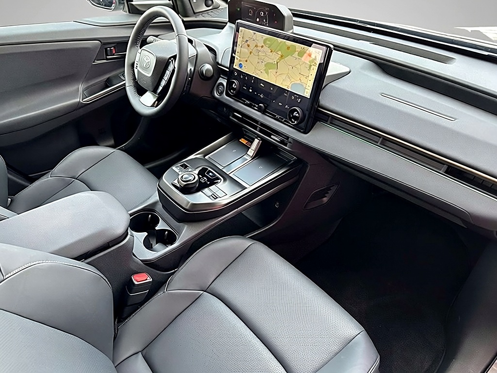 Toyota bZ4X 4x4 – View 3
