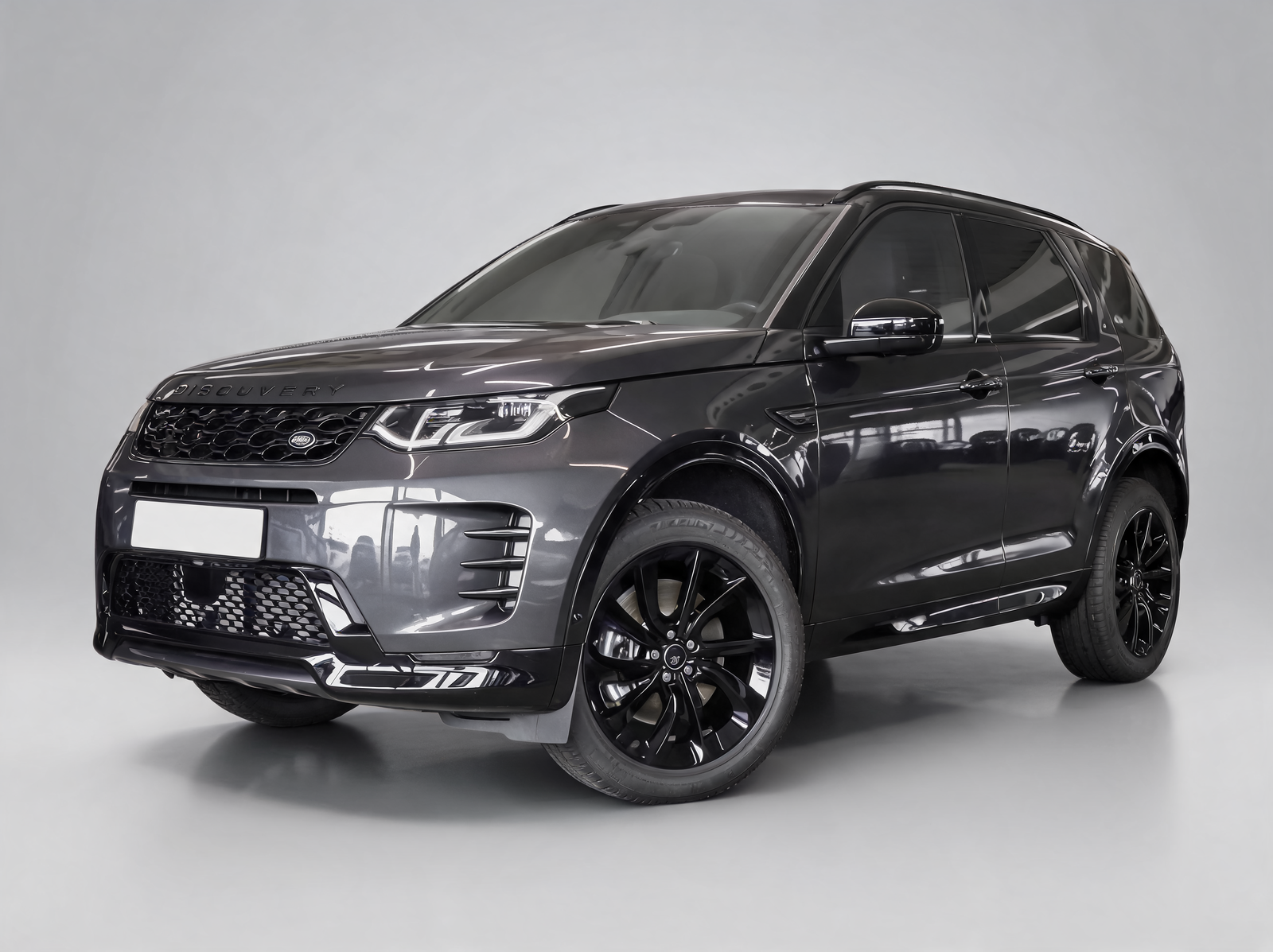 Land Rover Discovery Sport Hybrid Dynamic SE AWD 1.5 P270e EU6e AHK-el. klapp – Importfahrzeug aus Deutschland in die Schweiz