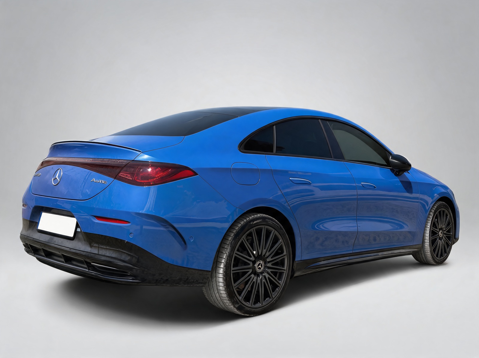 Mercedes-Benz CLA 350 350 4MATIC EQ AMG Line Plus – View 2