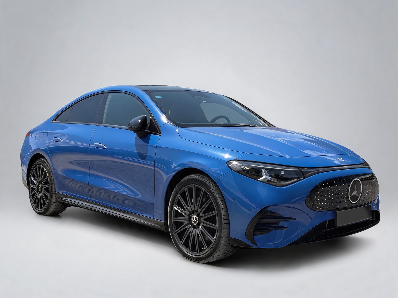 Mercedes-Benz CLA 350 350 4MATIC EQ AMG Line Plus – View 4