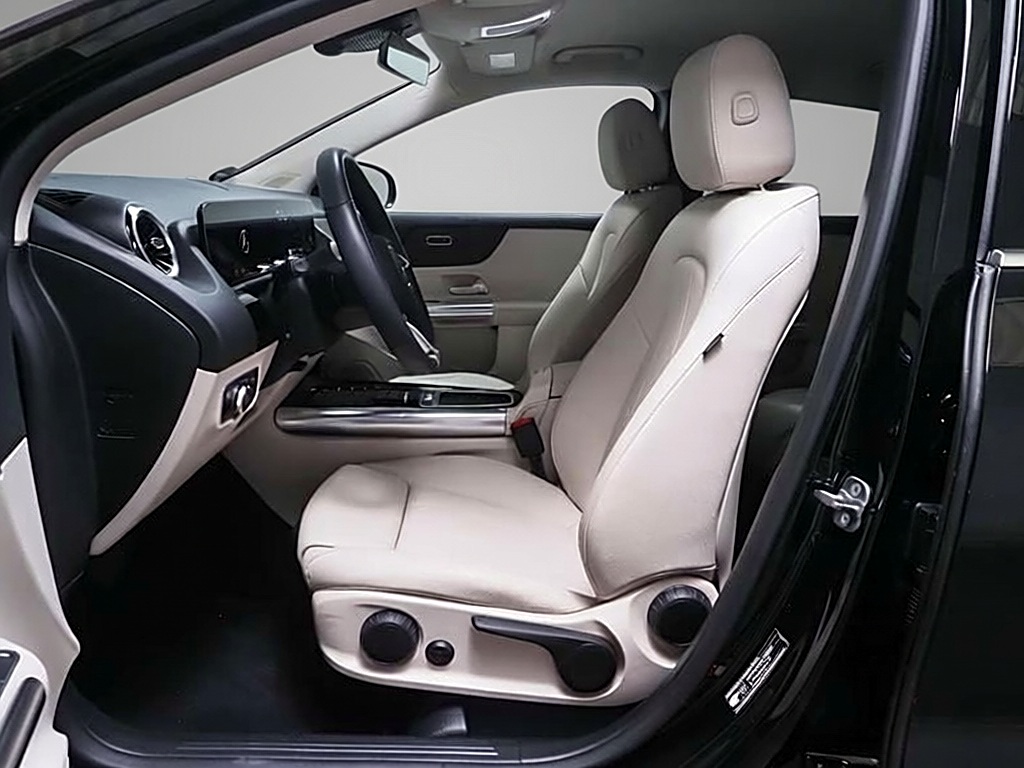 Mercedes-Benz GLA 220 4MATIC Progressive Advanced – Vista 6