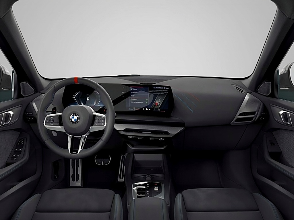 BMW 135 M xDrive Limousine – View 4