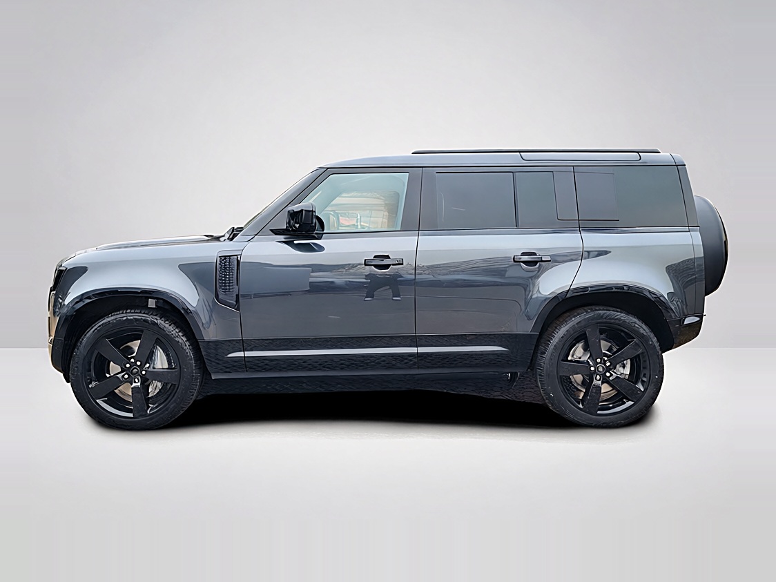 Land Rover Defender DYNAMIC HSE – View 2
