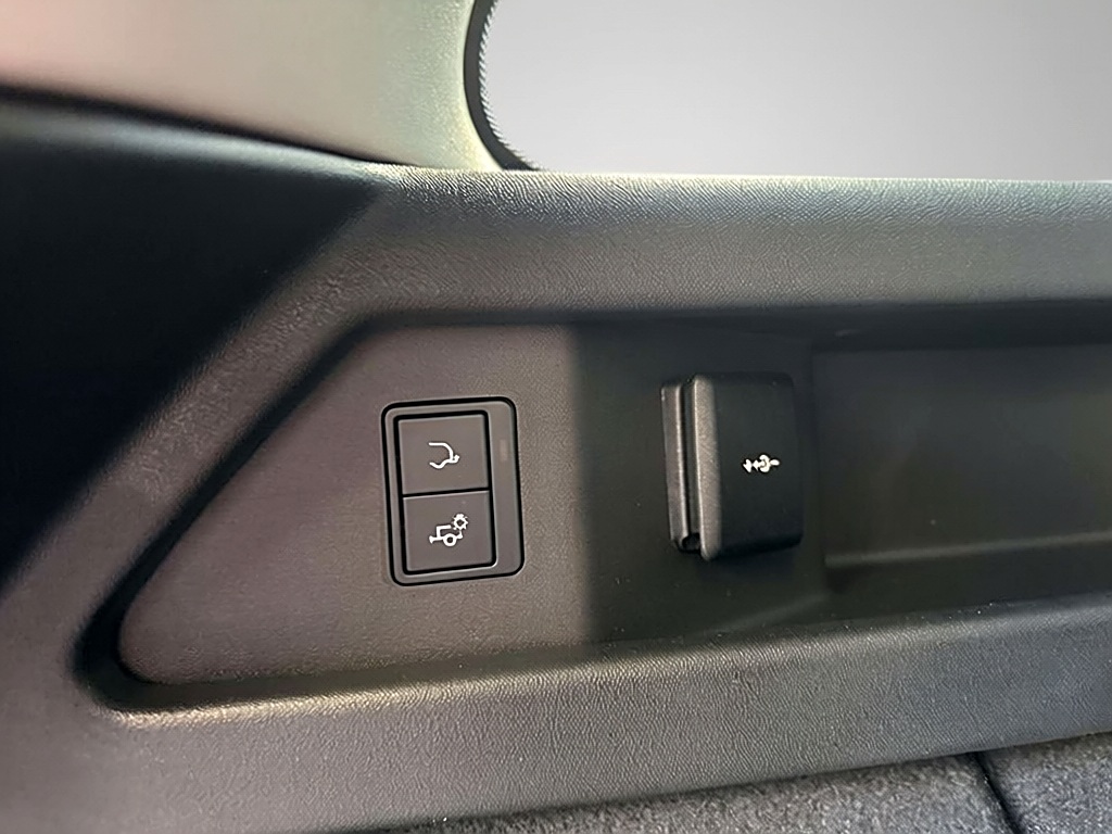 Land Rover Discovery Sport D165 S – Vista 6