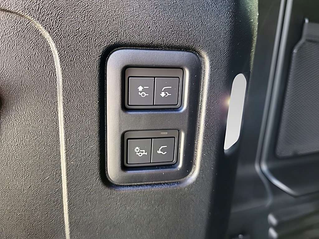 Land Rover Defender Dynamic HSE – Vue 5