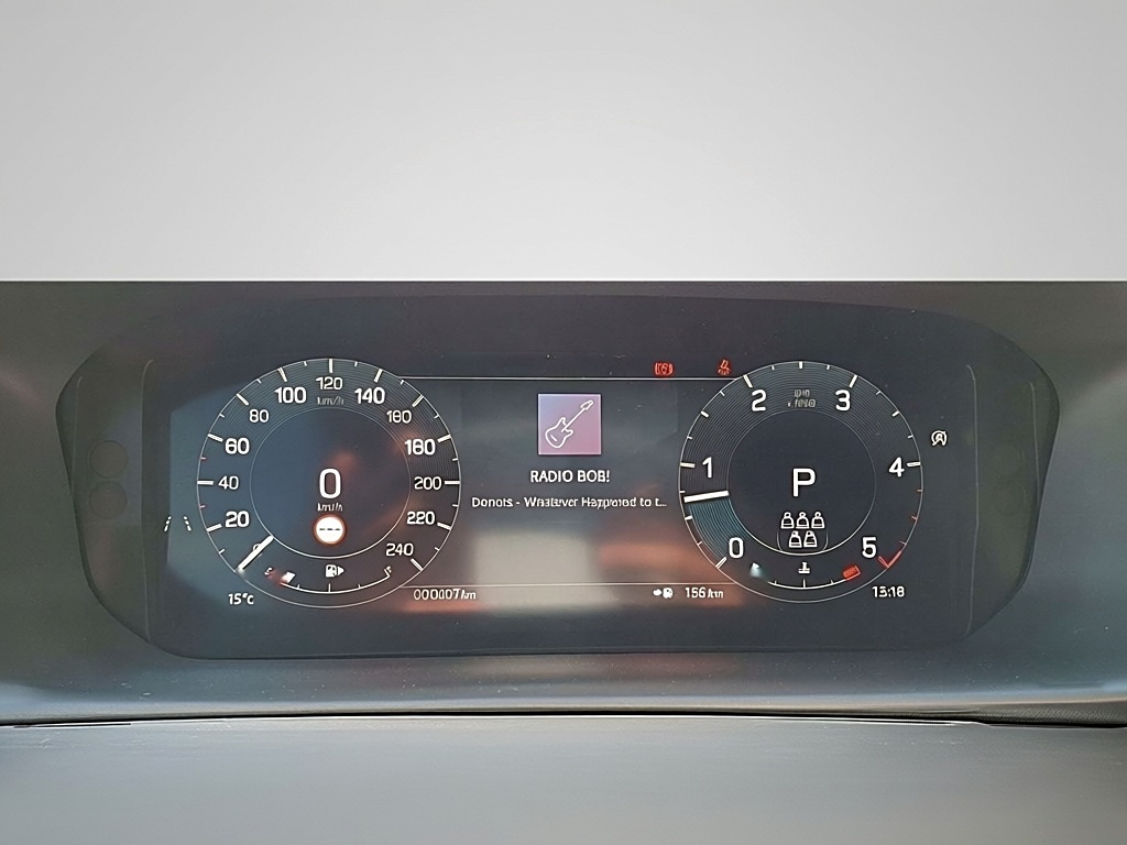 Land Rover Discovery DYNAMIC HSE – View 5