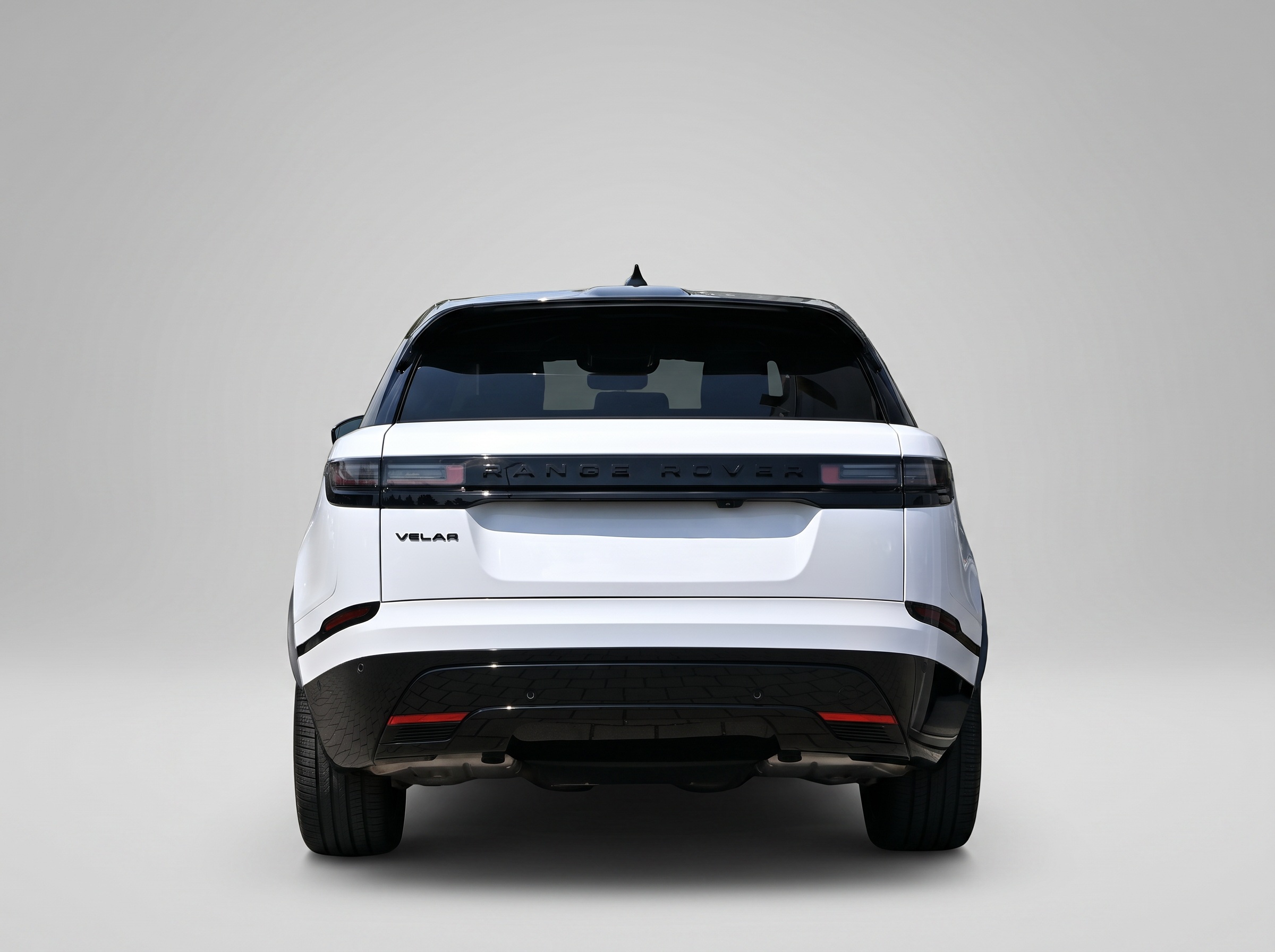 Land Rover Range Rover Velar DYNAMIC HSE – View 4