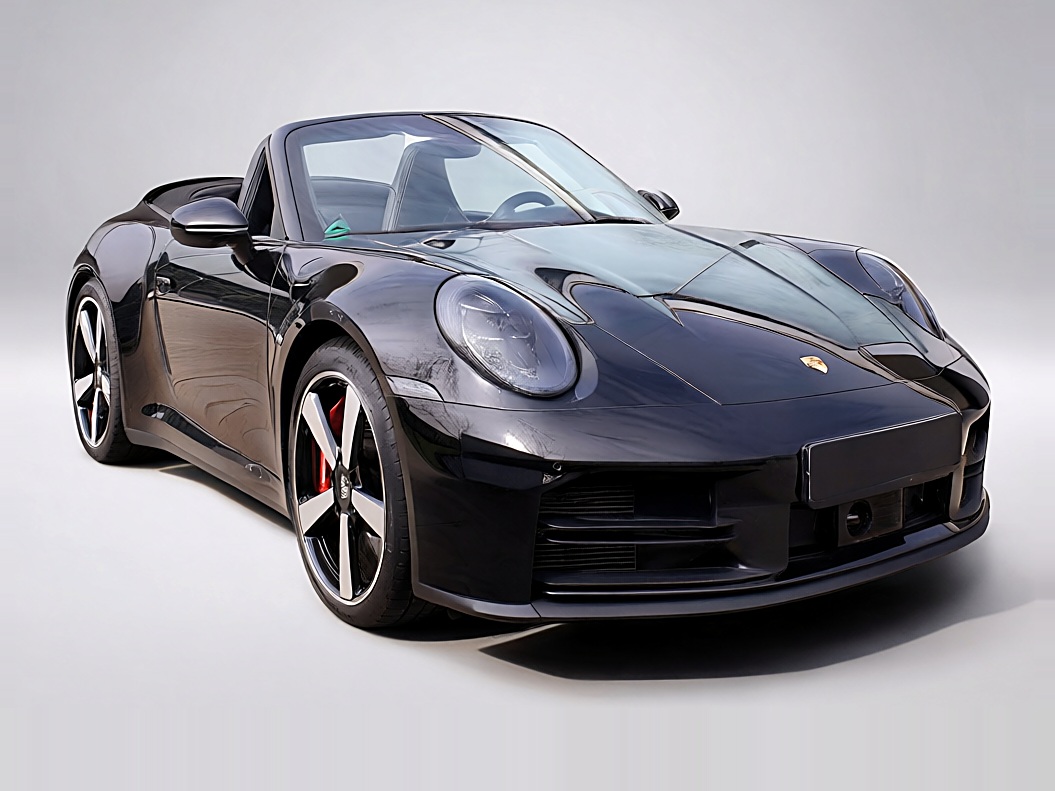 Porsche 992 .2 Carrera S Cabrio \| Matrix \| PDLS+ \| Chrono – Vista 4